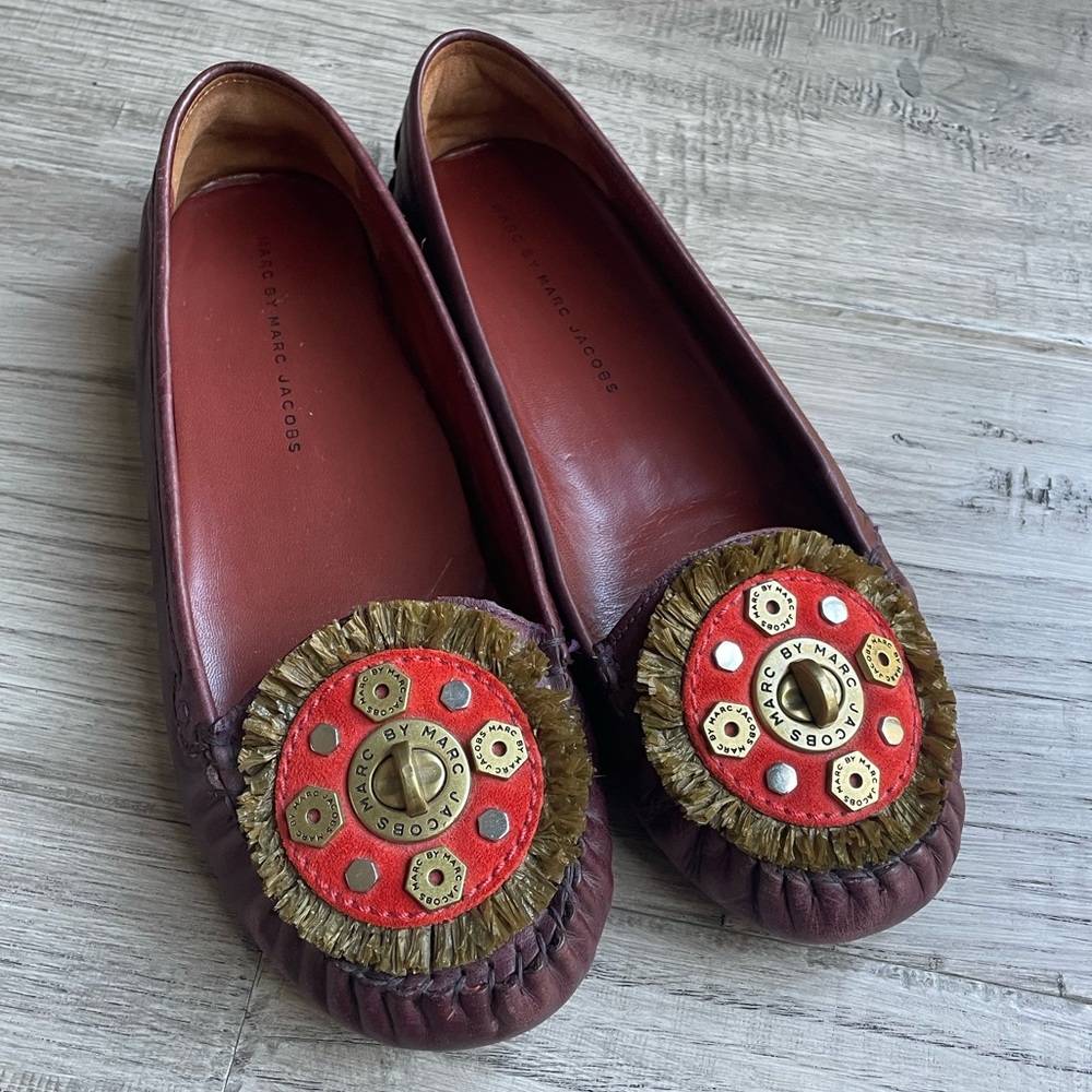 Marc Jacobs Leather Loafer With Bohemian Fringe Medallion Burgundy/Red/Gold 38.5